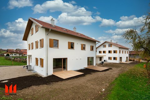 New building! Available immediately! Timeless semi-detached house in the heart of Uffing am Staffelsee!